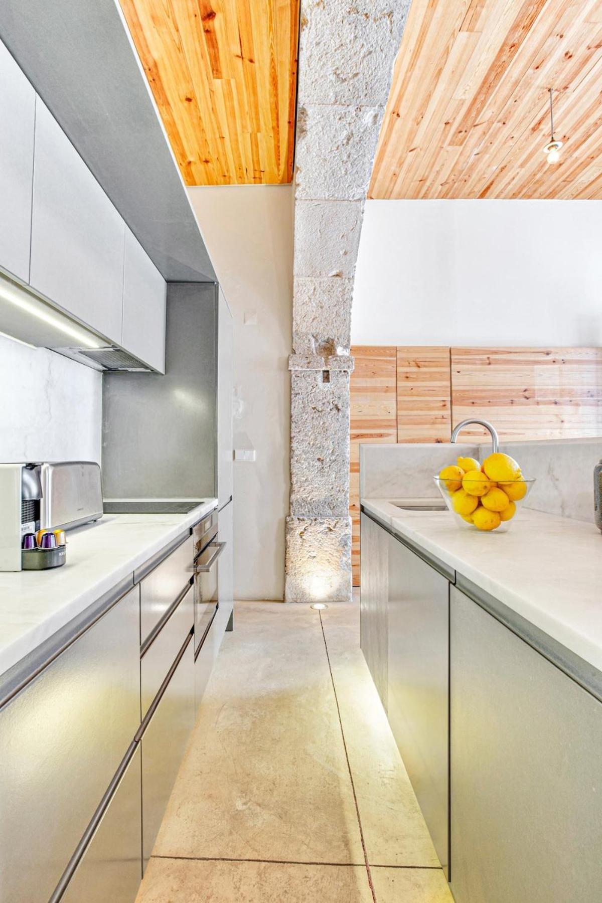 Architect Design Loft 18 Century Apartment Lissabon